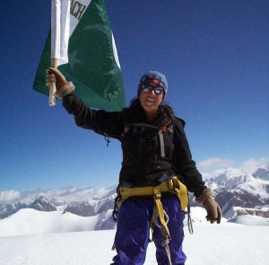 What is the name of first Pakistani woman to climb K2? 2 samina baig - first pakistani woman climbed k2