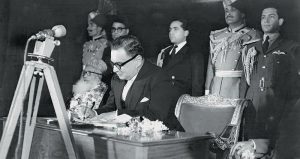 What happened to Iskander Mirza? 3 what happened to iskander mirza - the first president