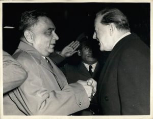 Who was the first president of Pakistan to visit UK? 2 first president of pakistan to visit uk