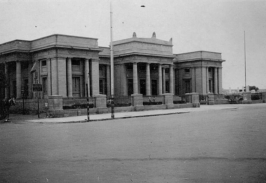 Who was the first governor of State Bank of Pakistan? 3 State Bank of Pakistan