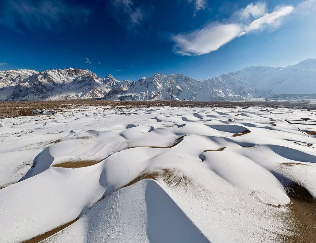 Which is the highest desert in Pakistan? 2 Coldest desert in Pakistan