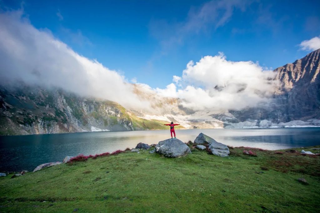 What is the highest lake in Pakistan? 2 highest lake of pakistan