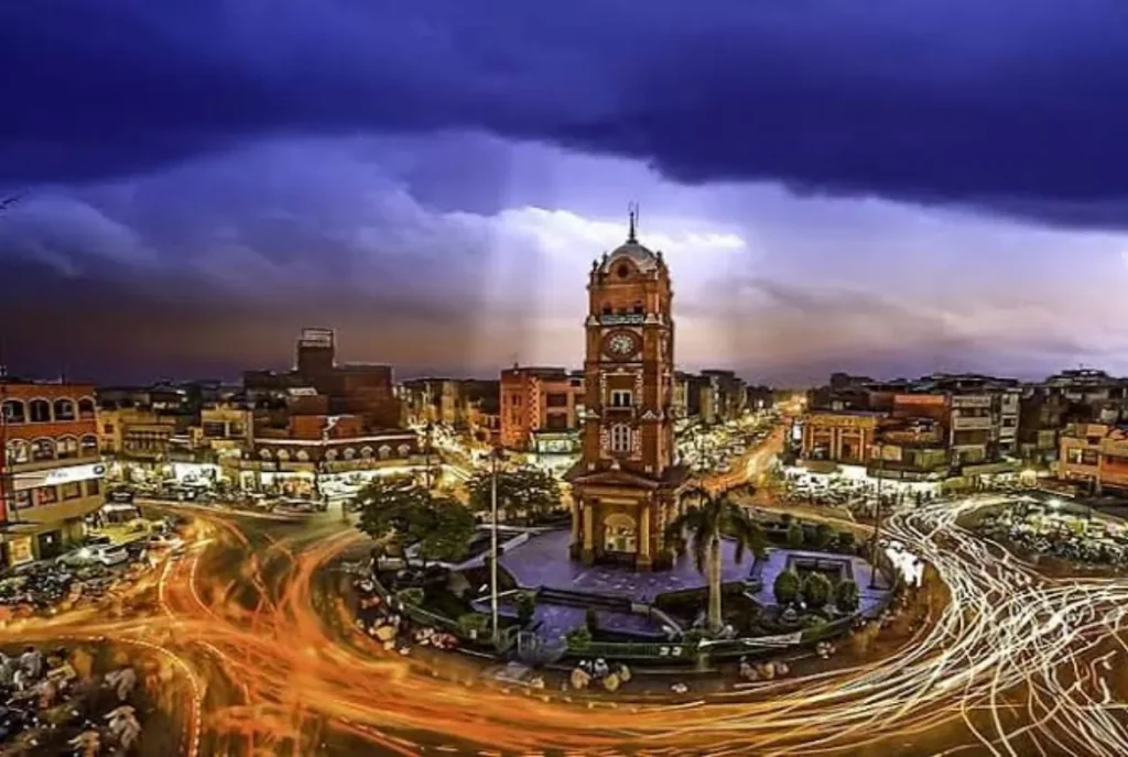 Which city is called city of Manchester in Pakistan? 2 Faisalabad, Manchester of Pakistan
