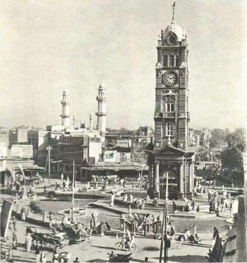 What is the old name of Faisalabad? 2 Faisalabad Old Photo